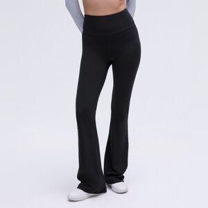 Lululemon Groove Nulu Super-High-Rise Flared Pant